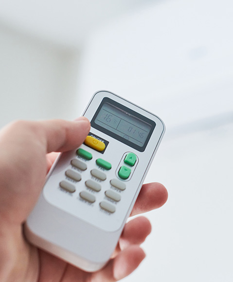 Une télécommande de climatiseur